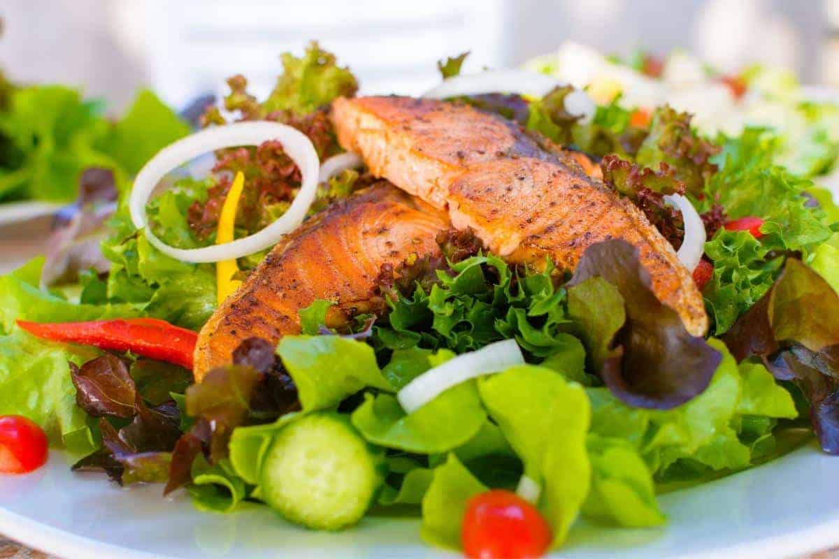 Honey soy salmon salad
