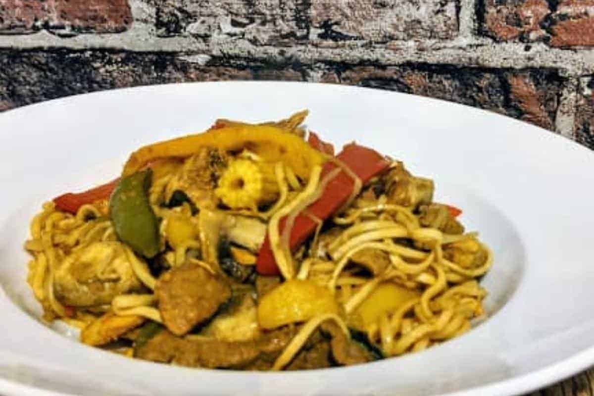 Singapore chow mein