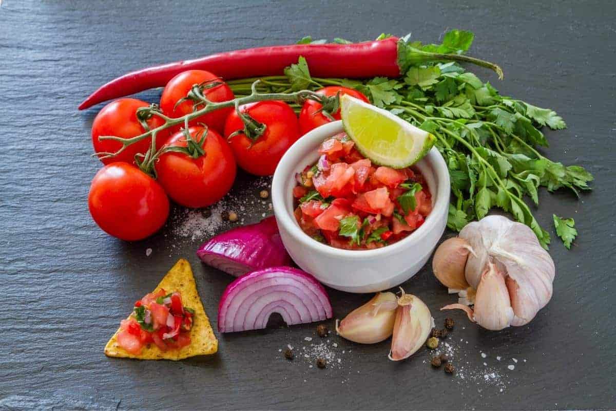 Tangy chilli salsa