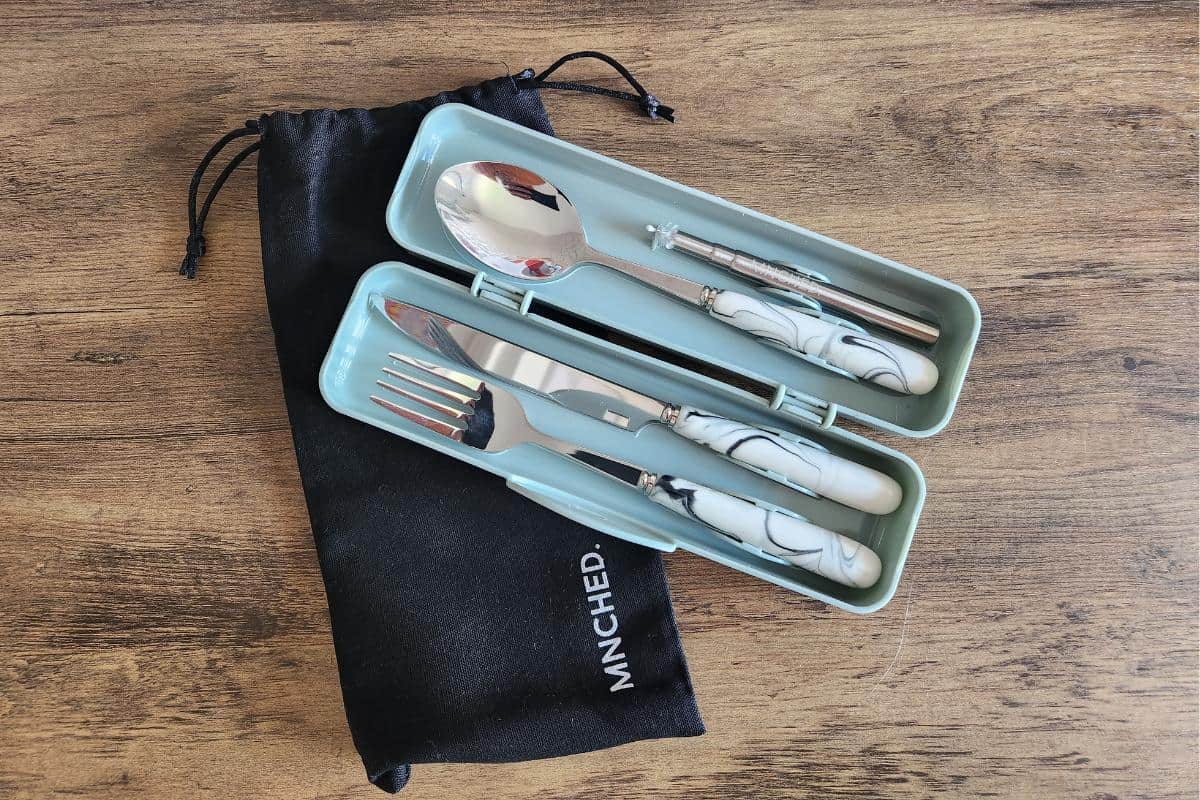 Travel cutlery.