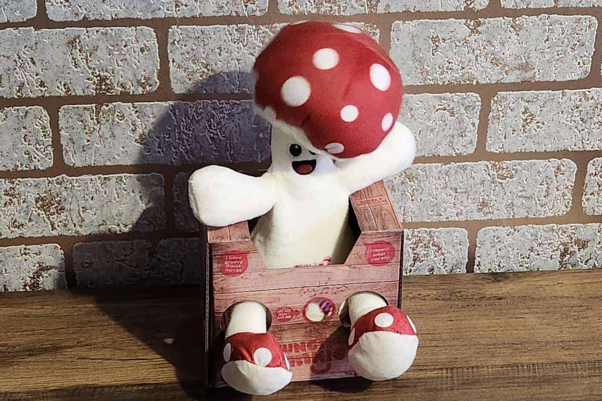 Funghi frankie toy.