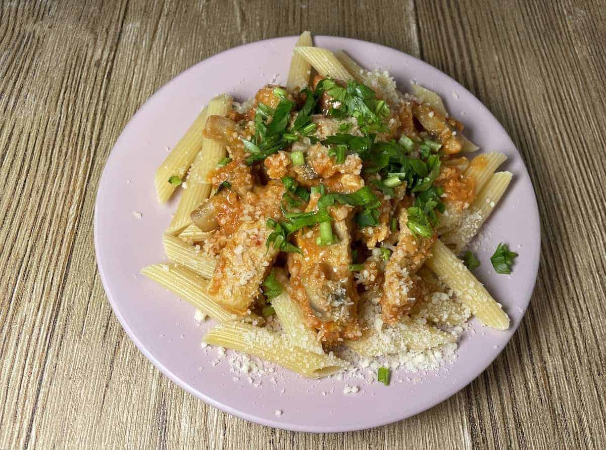 penne alla vodka with chicken 