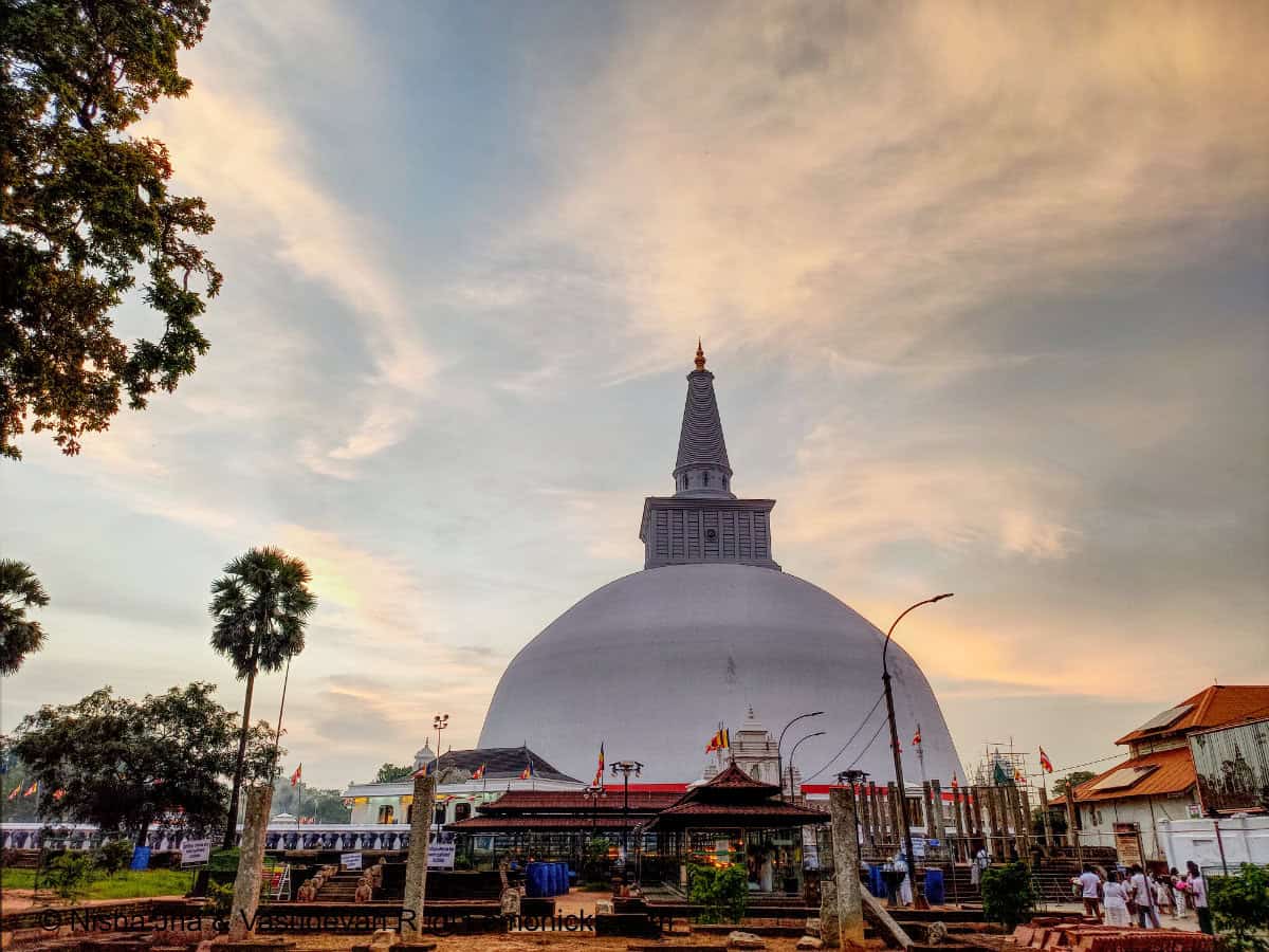 5 Top UNESCO World Heritage Sites in Sri Lanka 5 Ruwanweliseya Vihara Anuradhapura Unesco World Heritage Sites in Sri Lanka