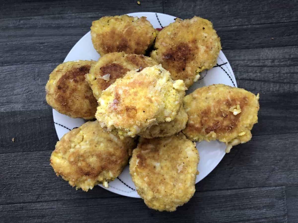 Egg cutlets on a plate.