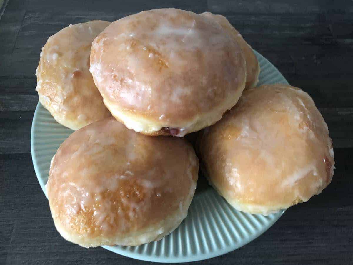 Polish donuts covered with glaze.