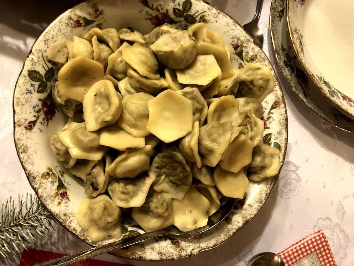 Mushroom dumplings made from mushrooms.