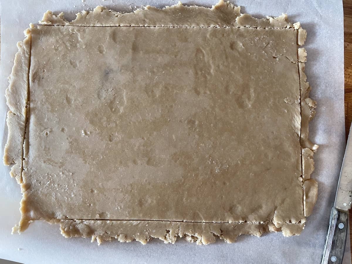 Cut the dough into a rectangle.