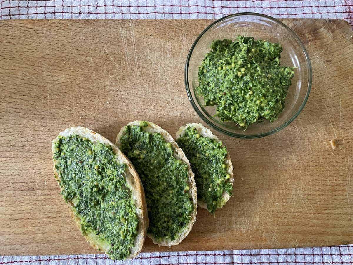 The blended vegan parsley pesto has a smooth texture.