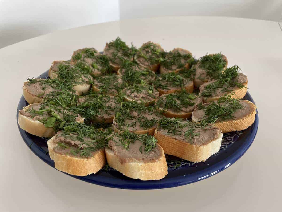 Serve the Jewish Polish caviar on bread with toppings.