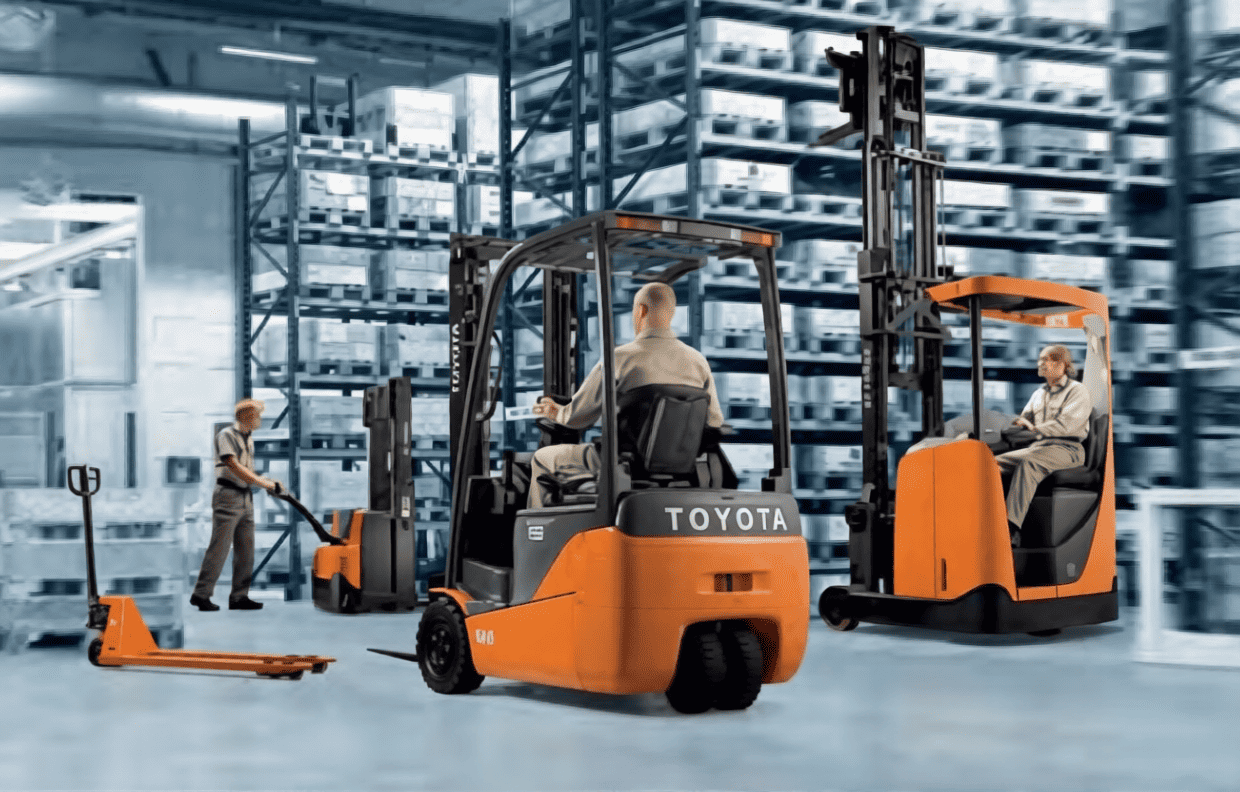 Read more about the article Why Choose Toyota Forklifts and Warehouse Equipment for All Your Material Handling Needs