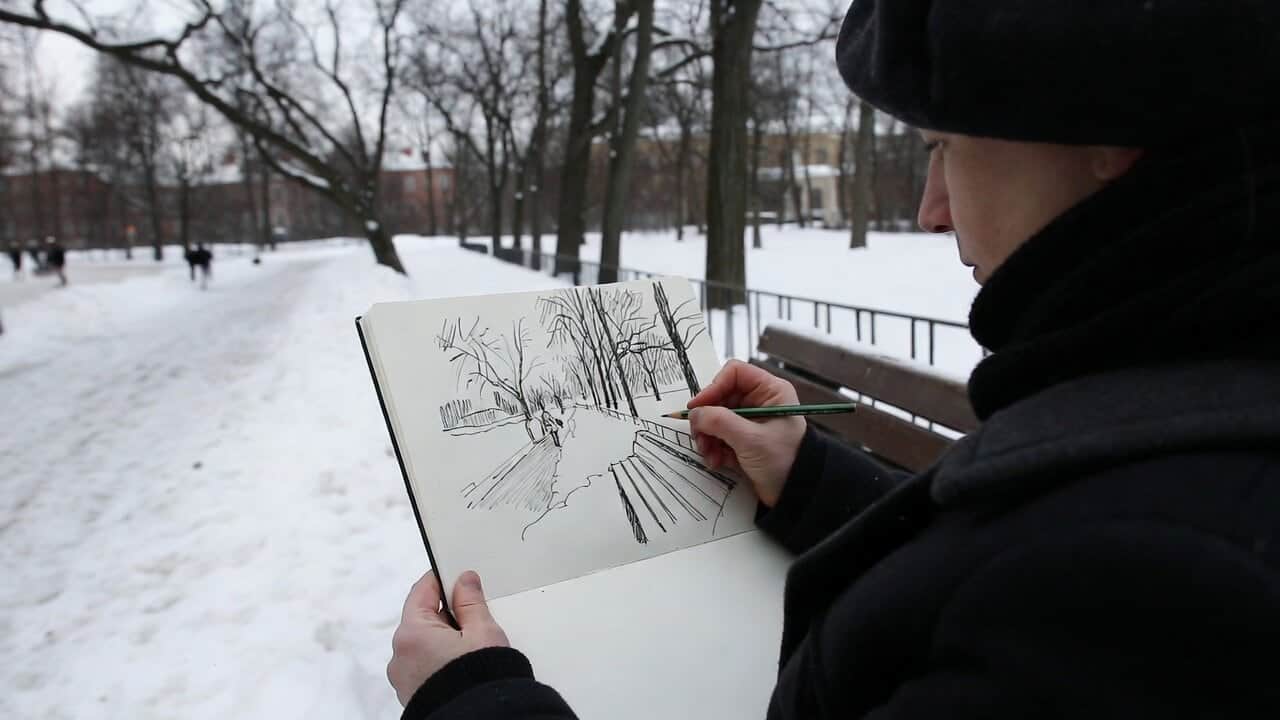 Зимний скетчинг: быстрые зарисовки на улице и дома