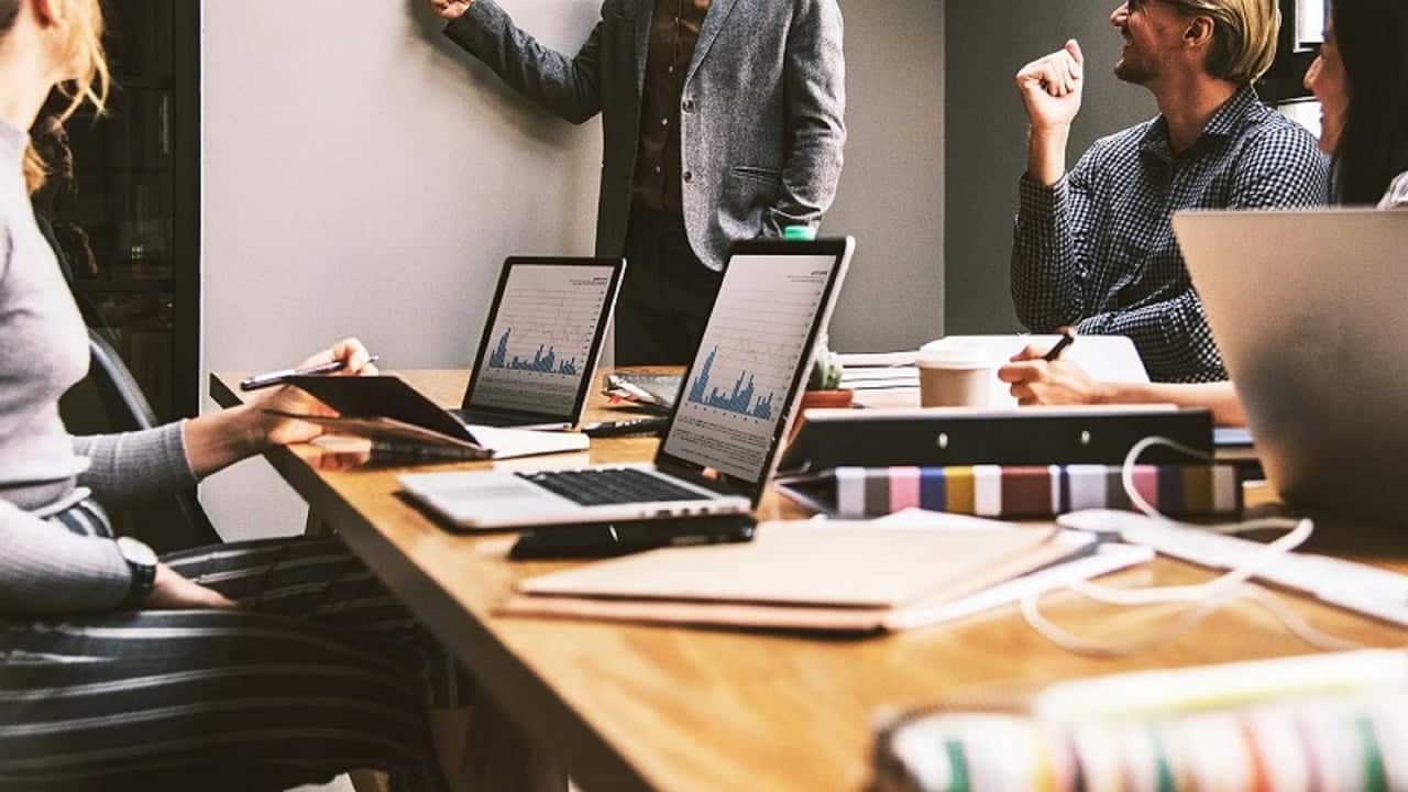 Schulungen und Weiterbildung