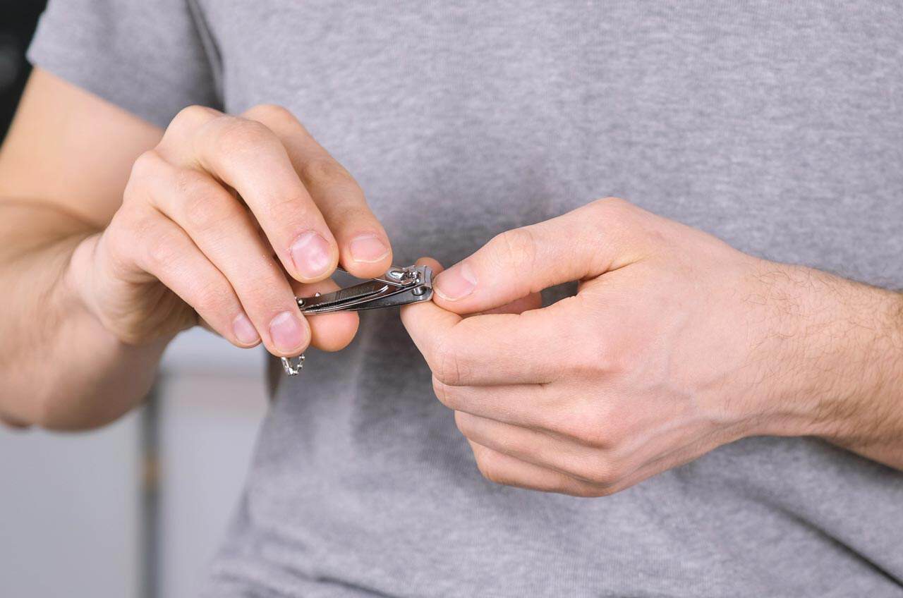 Cutting finger nails