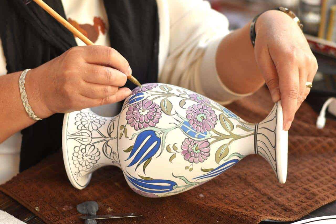 Stone Engraving Finds New Life As a Hands-On Hobby