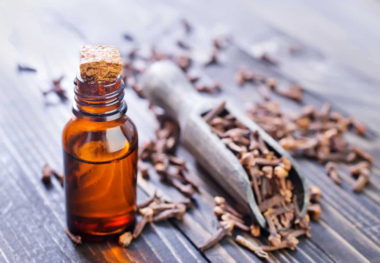 personal hygiene product tooth oil