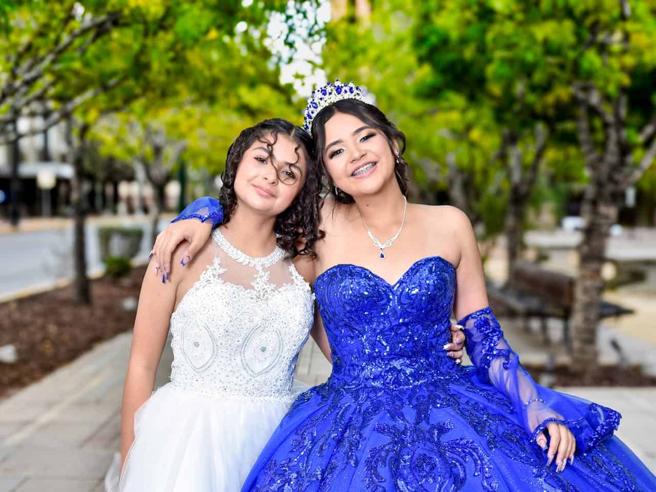 5 Timeless Styles For Your Dream Prom Night - Rachel Bustin