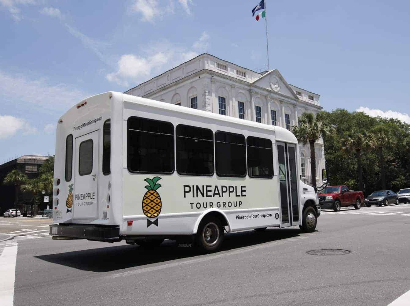 Pineapple Tour Group Bus. Best Charleston Bus Tours
