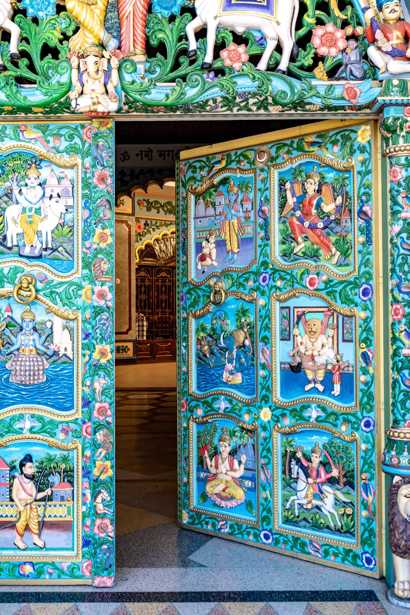 Bunte Tür in der Altstadt von Mombasa