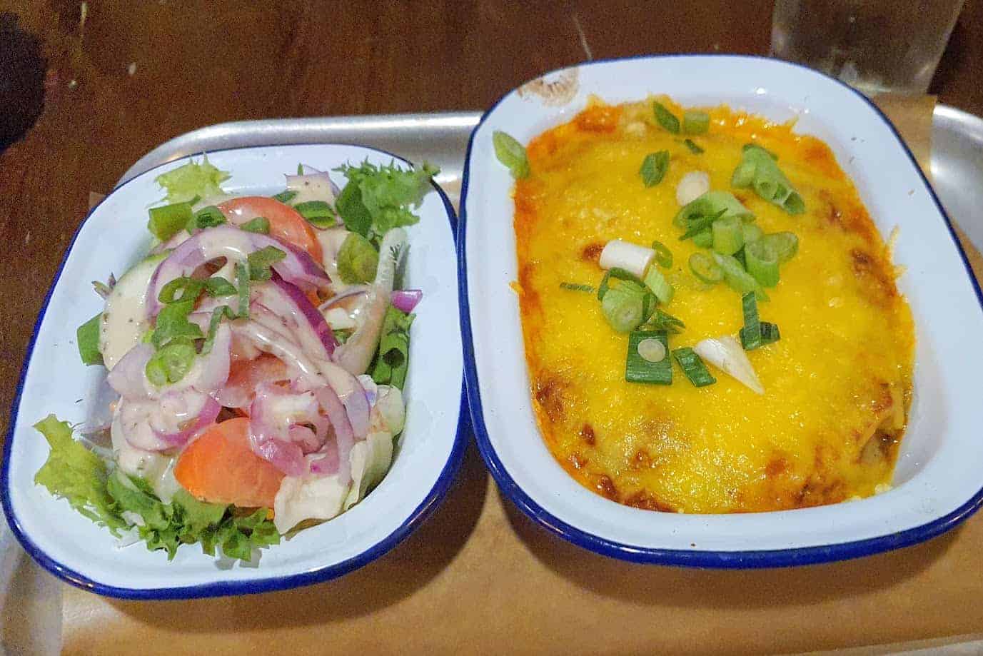 A roasted red pepper and onion macaroni bake from the Horn in Hand, Nottingham