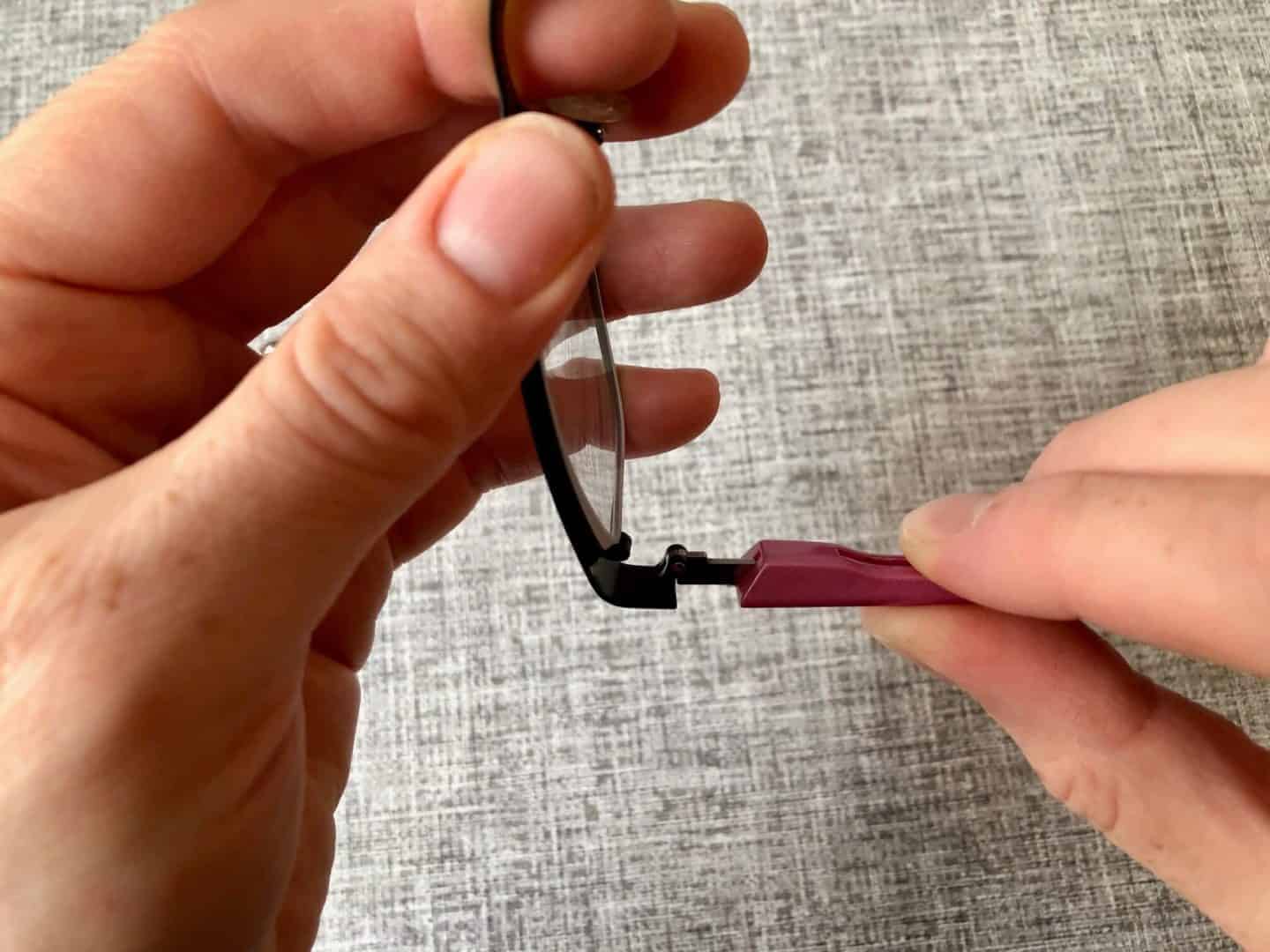 changing the sides on ichoose glasses