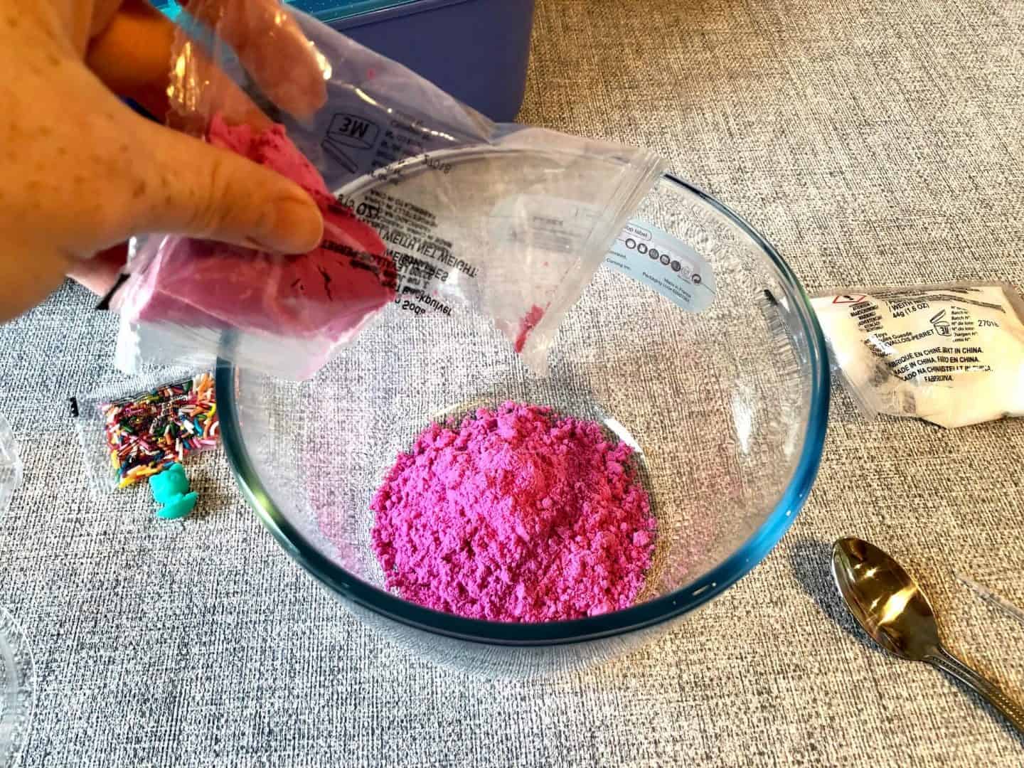 adding-the-coloured-power-to-the-bowl