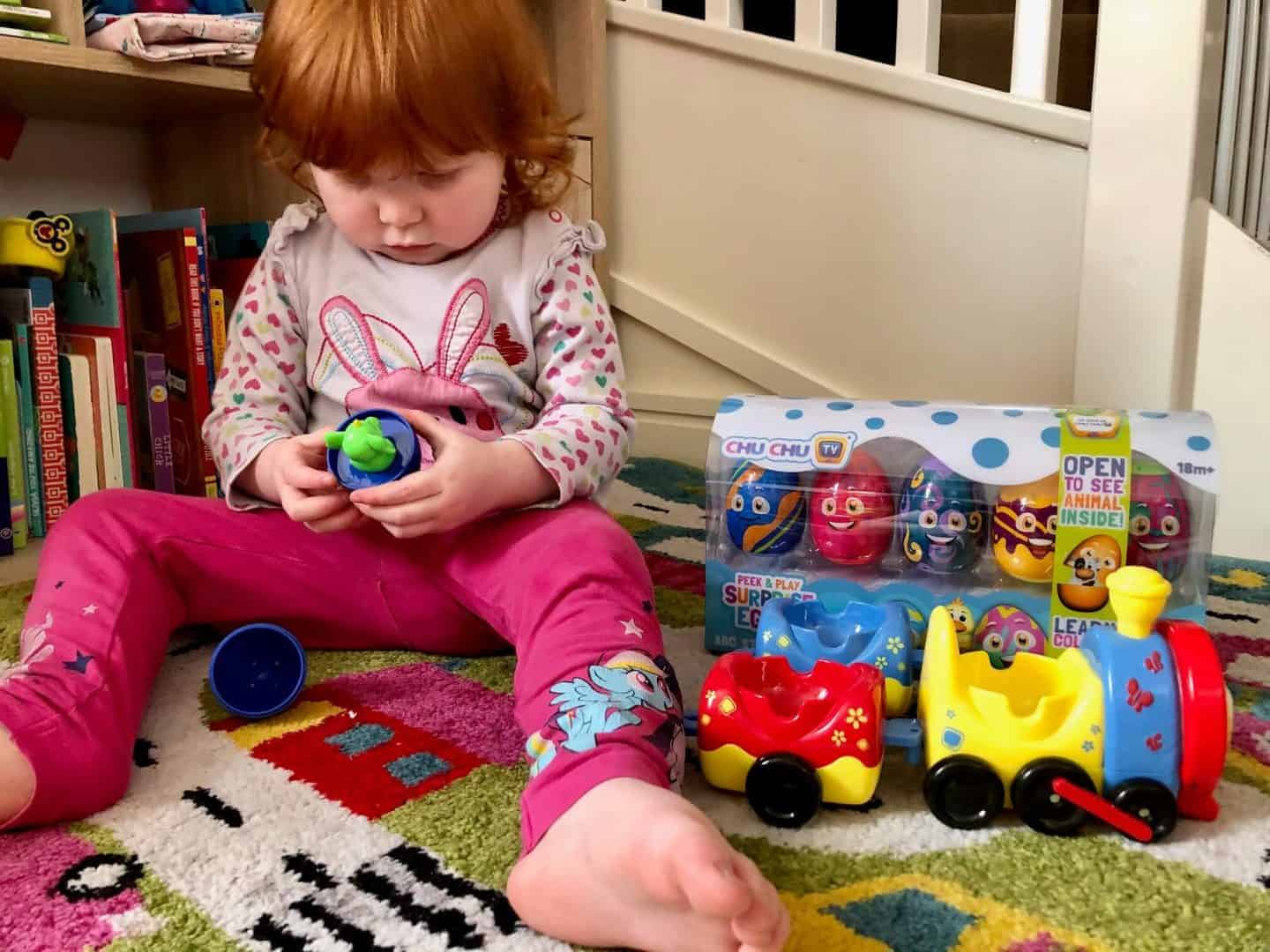 Chu Chu TV Peek and Play Surprise Eggs - Chu Chu TV Train and ABC Starter Set Review