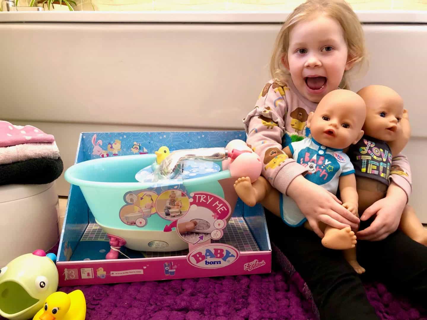 Baby born bath store time