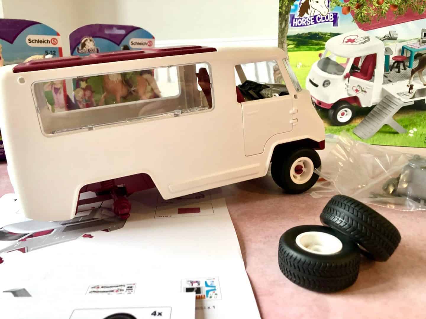 Schleich Horse Club Mobile Vet Van Review