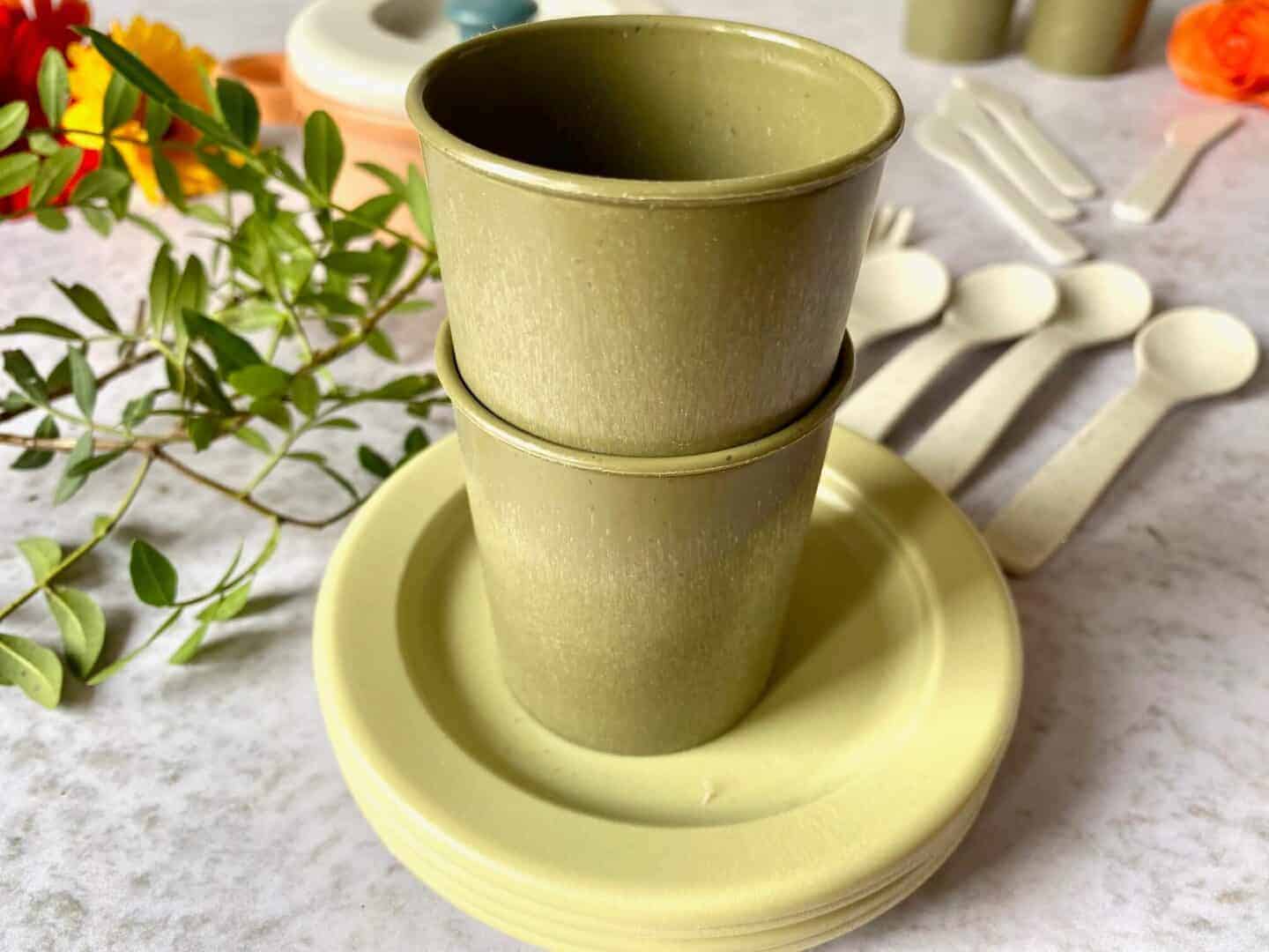 bioplastic toy cups and plates