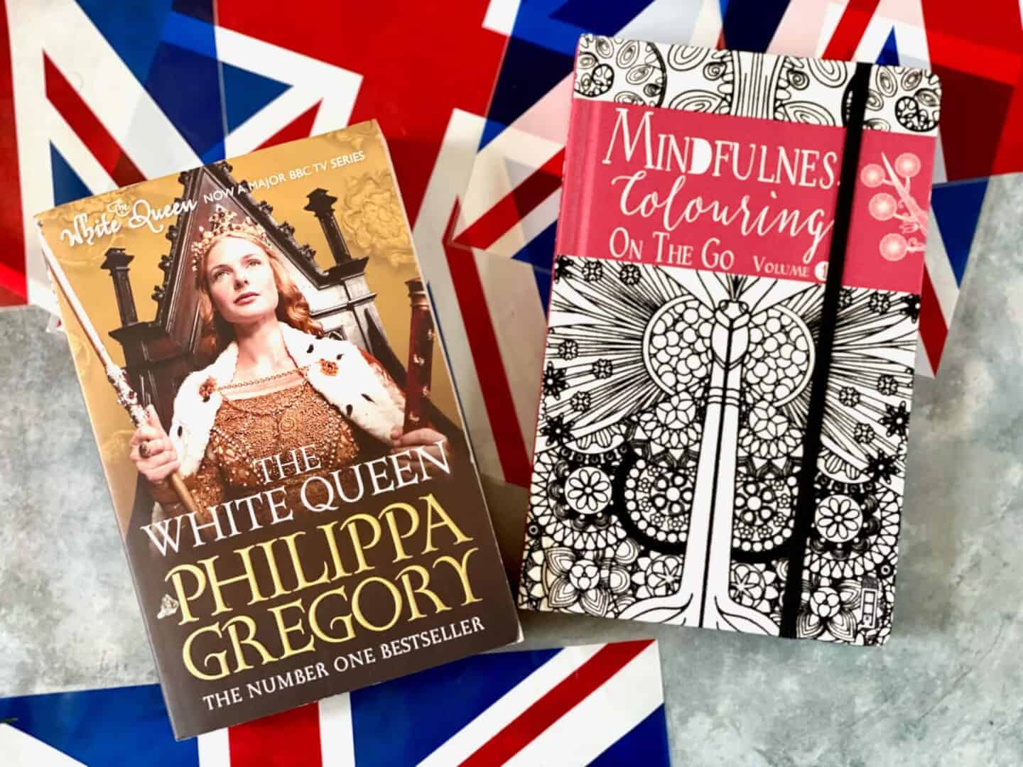 Queen's Jubilee - Books2Door Is Having a Flash Sale!