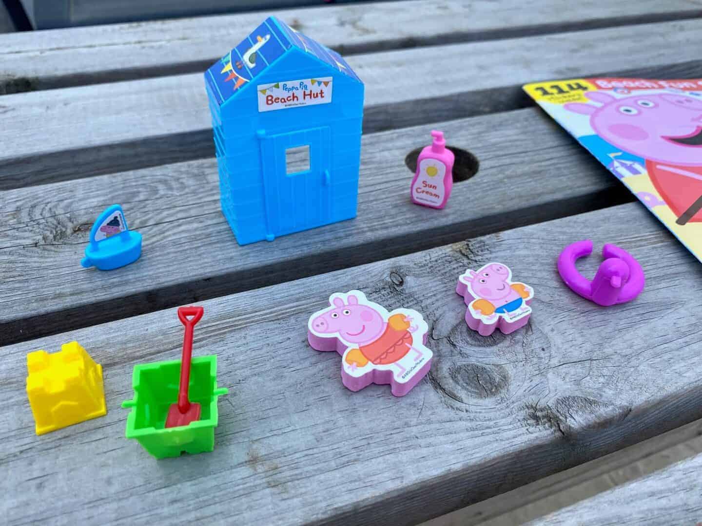Fun To Learn Peppa Pig Magazine free toys