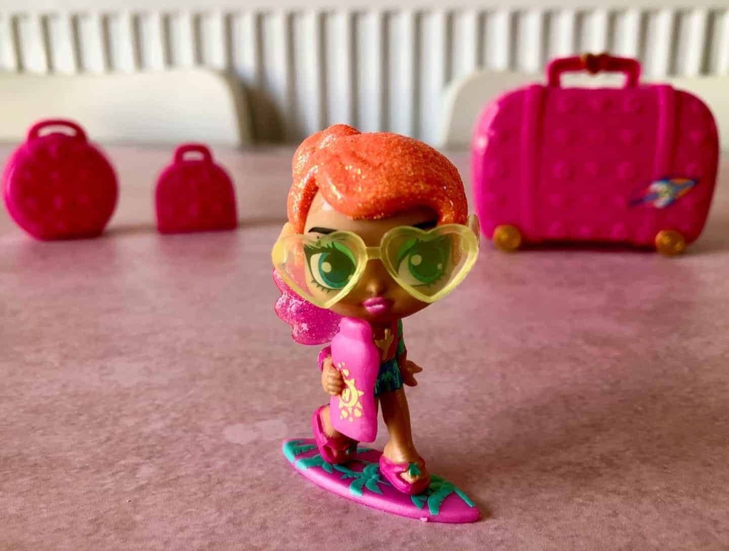 Sunshine Sara - Hatchimals Pixies Vacay Style