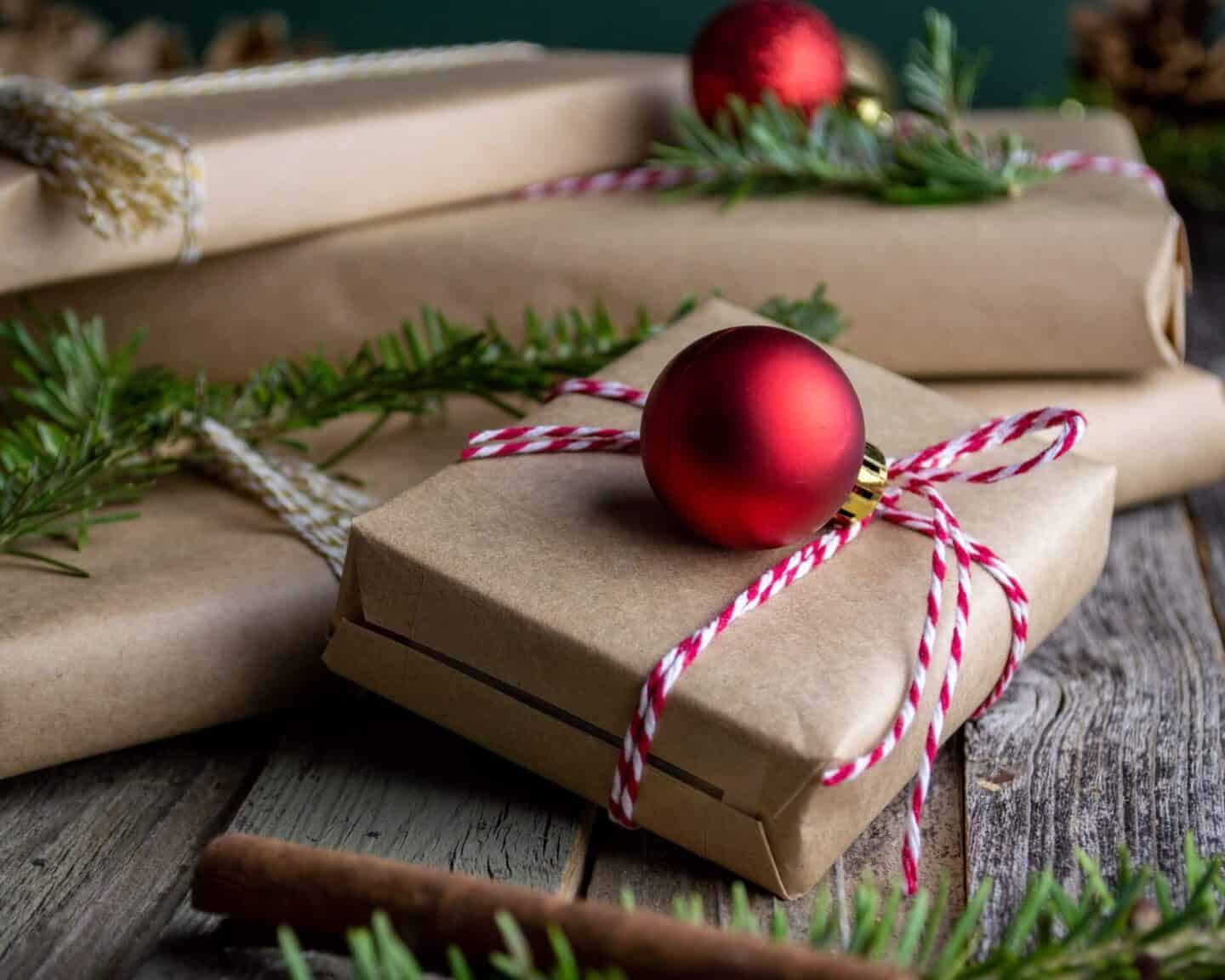Top Five Last Minute Tips to Save Money for Christmas