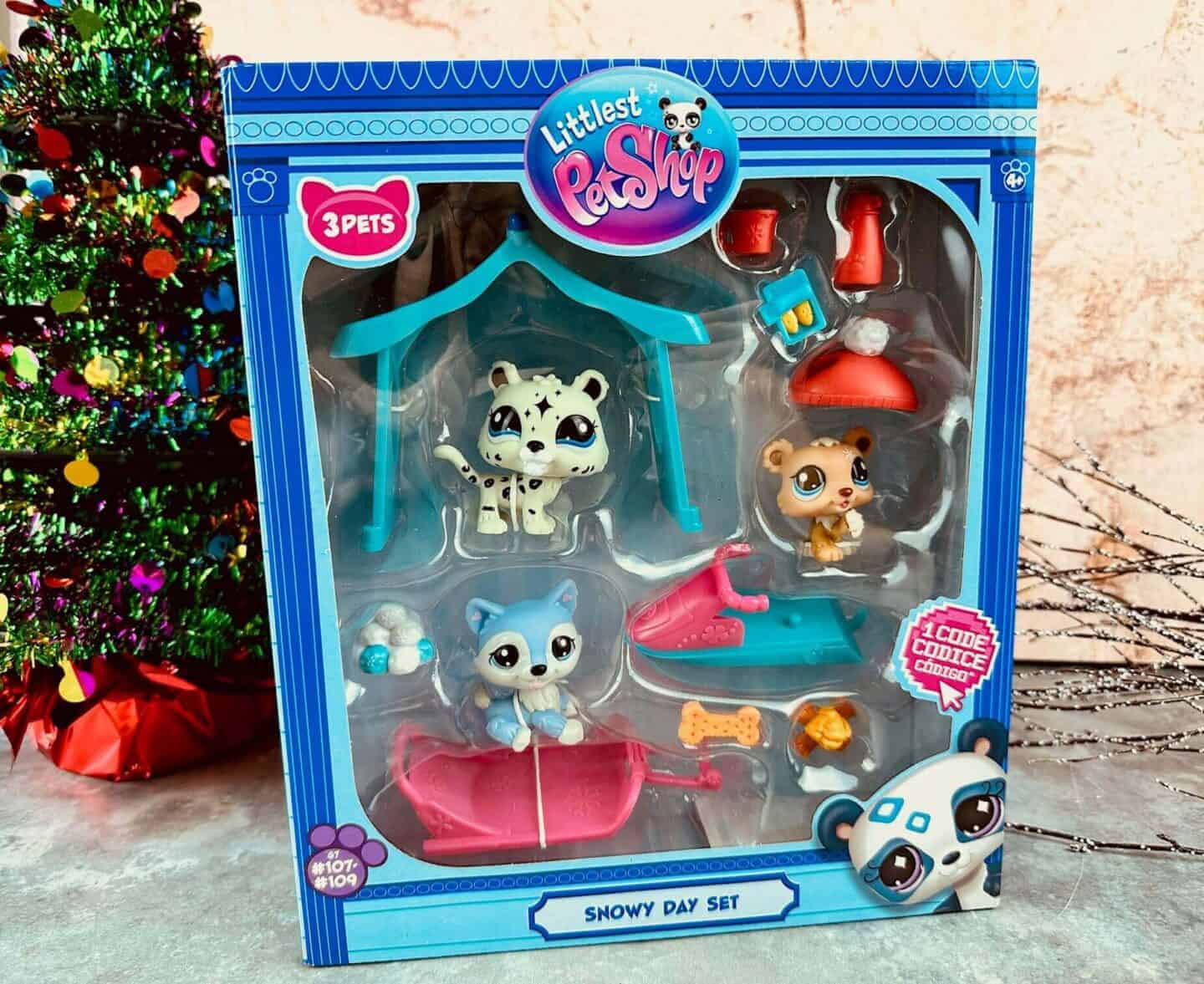 Littlest Pet Shop Snowy Day Playpack 
