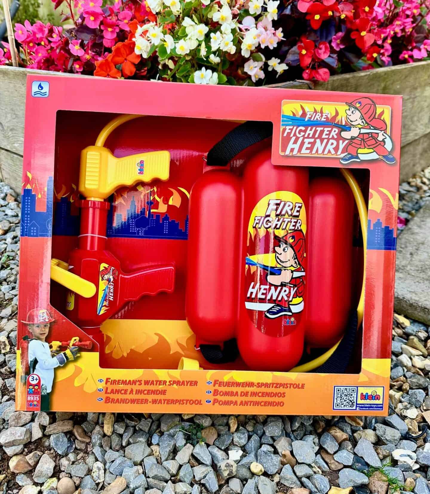 Fire Fighter's Water Sprayer Review & Giveaway