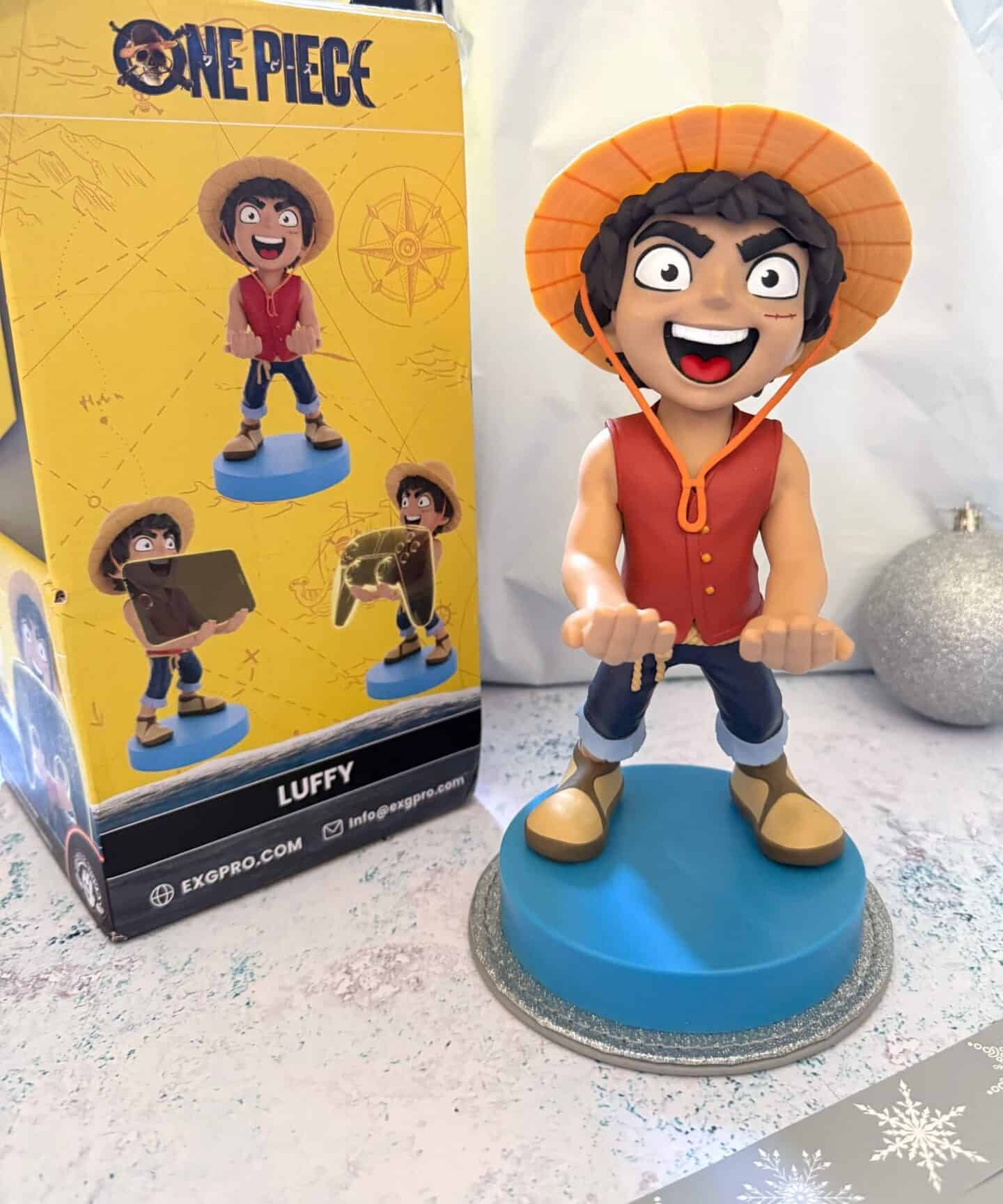 Luffy Controller Holder & Phone Stand – One Piece, Cable Guys