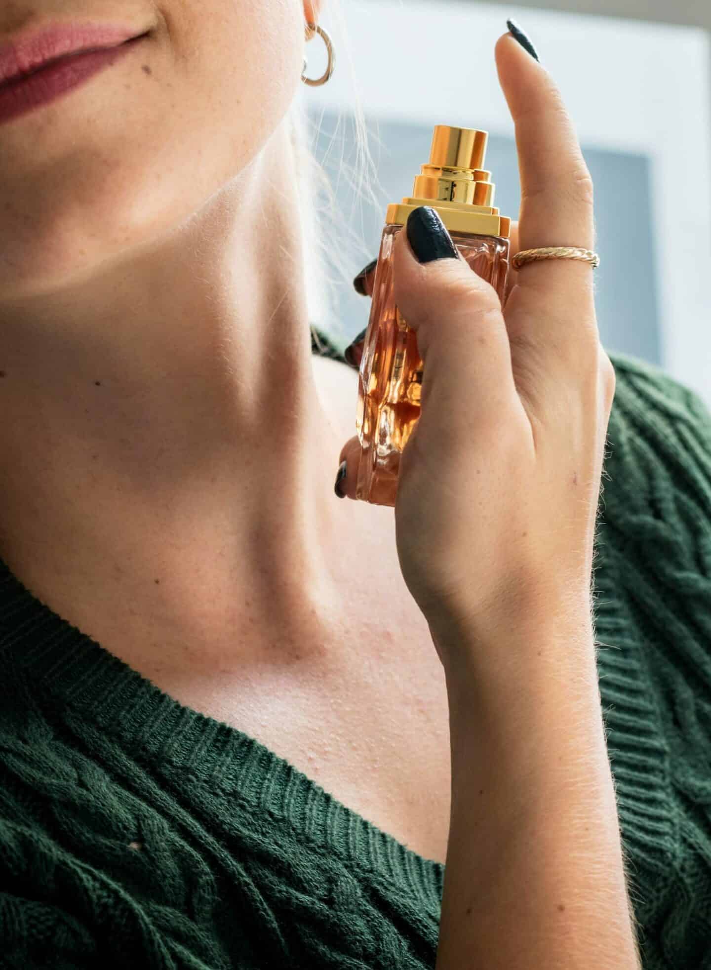 Why You Should Match Fragrances With High Contrast Outfit Styling