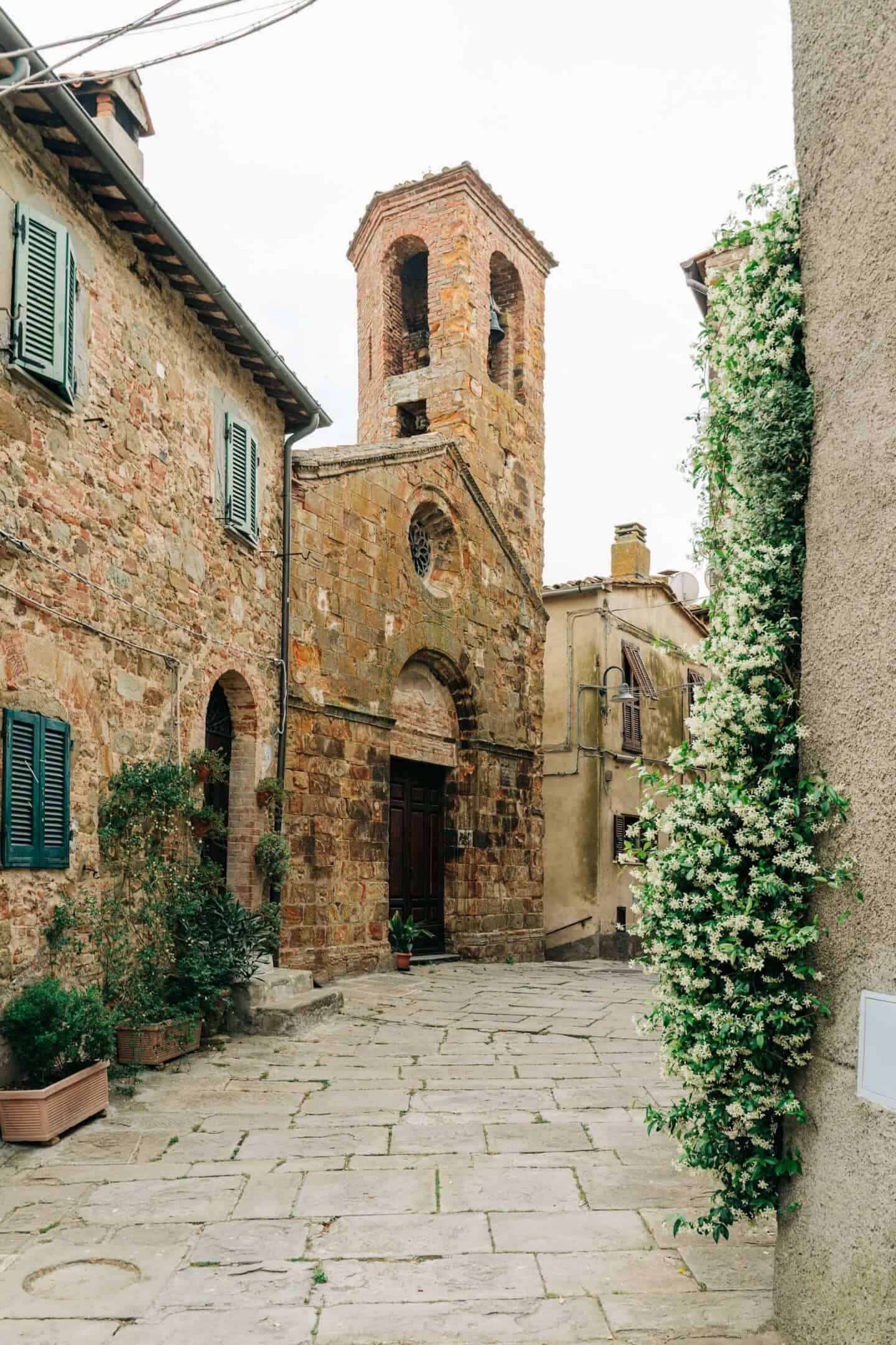 tuscan street