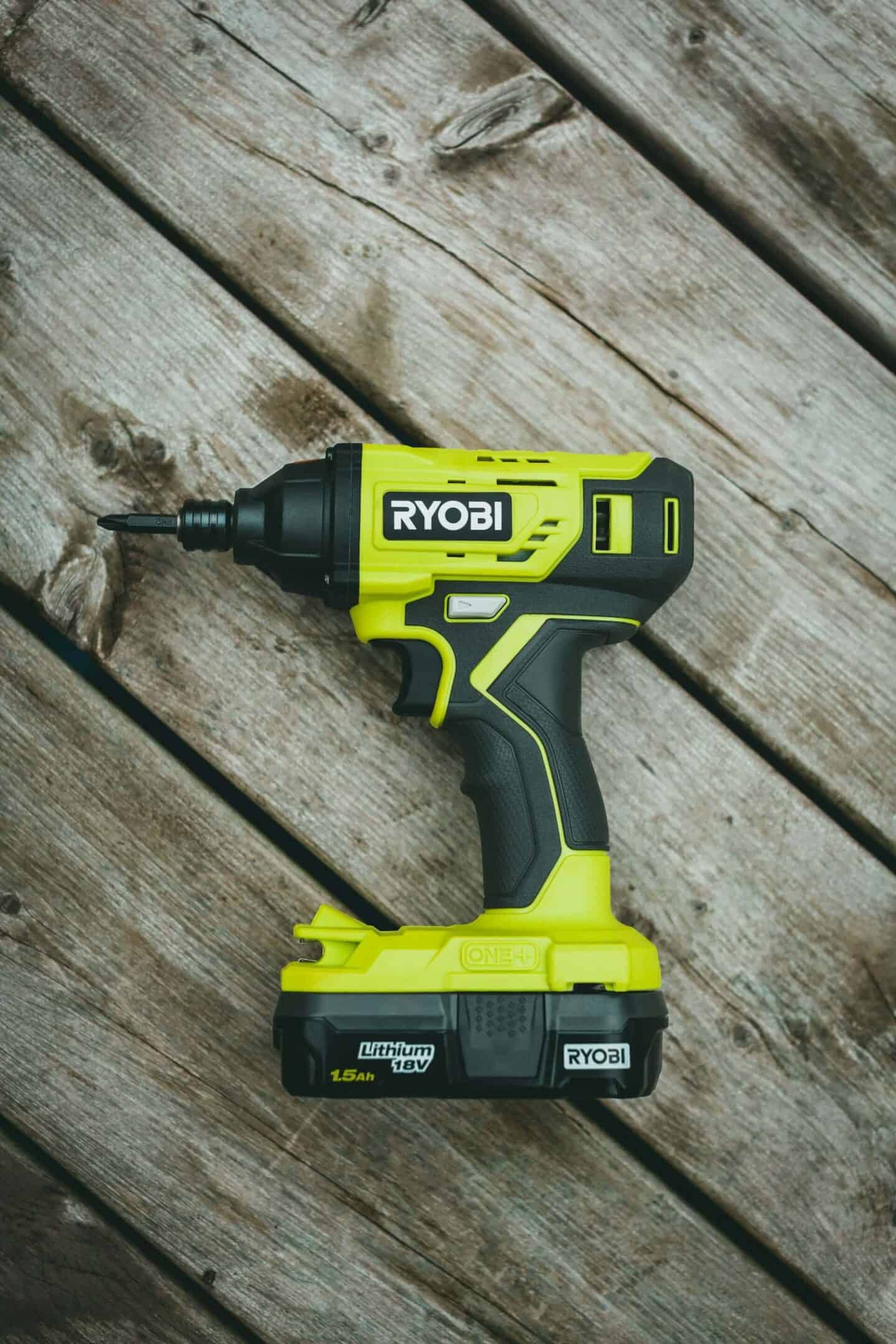 How to Choose the Right Power Tool for Your DIY Projects