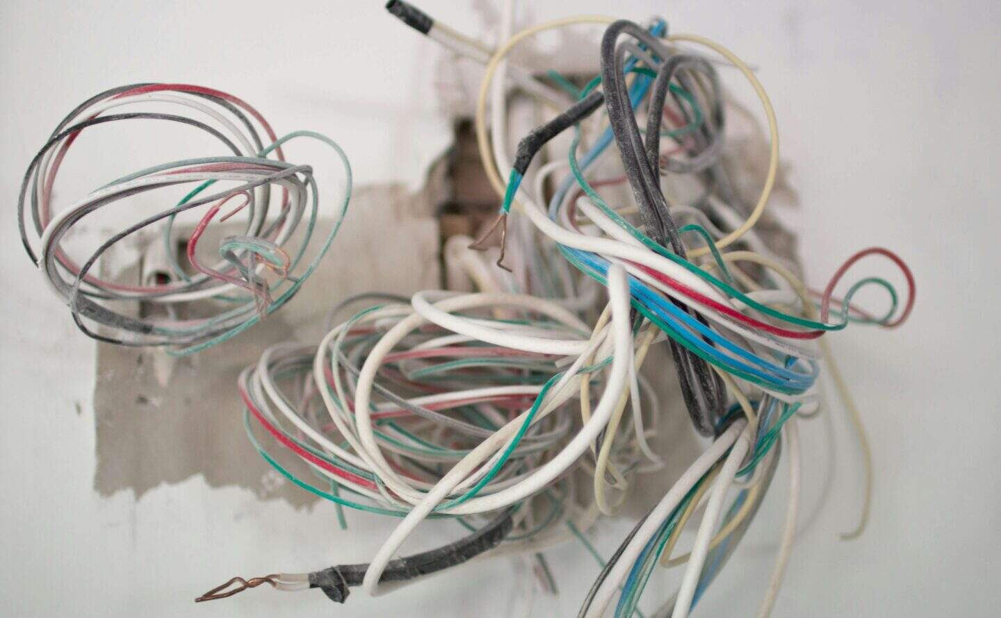 Essential Electrical Wiring Tips for Your House - Rachel Bustin