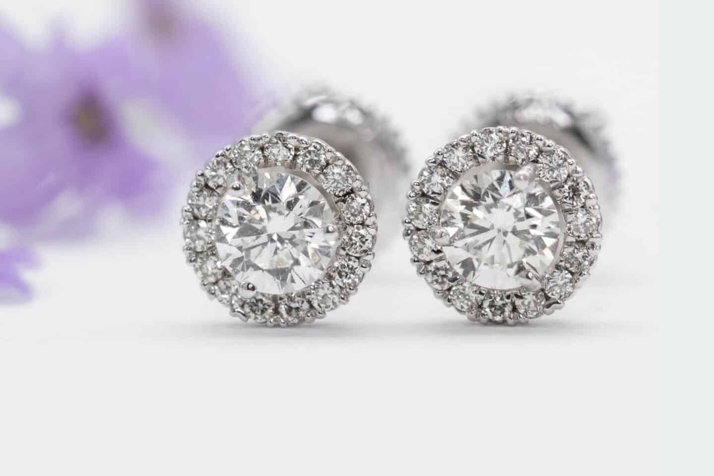 Colourless Diamonds Vs. Coloured Diamonds - Trends In 2023