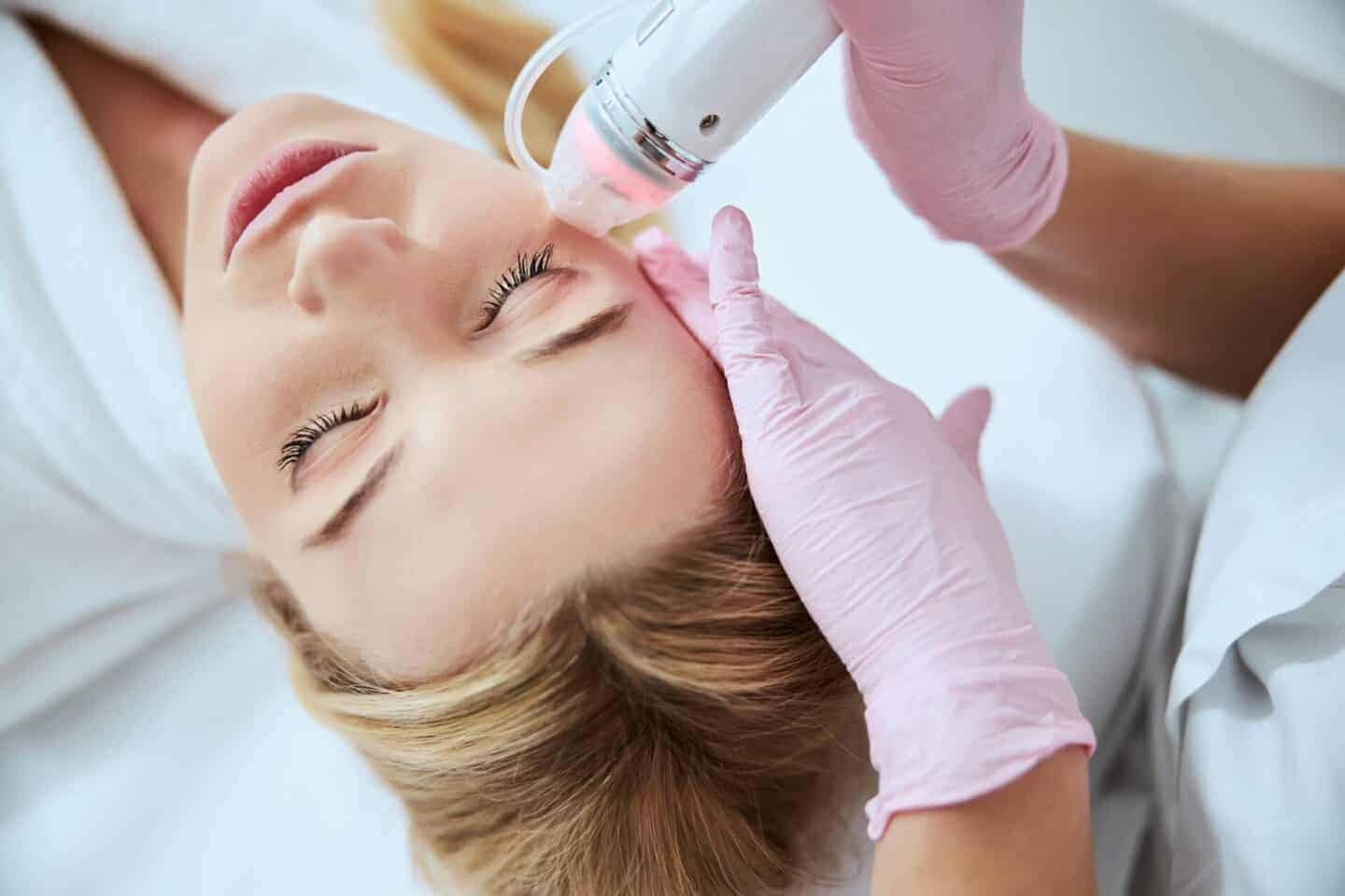 Can a Few Minutes Transform Your Look? The Truth About Modern Aesthetics