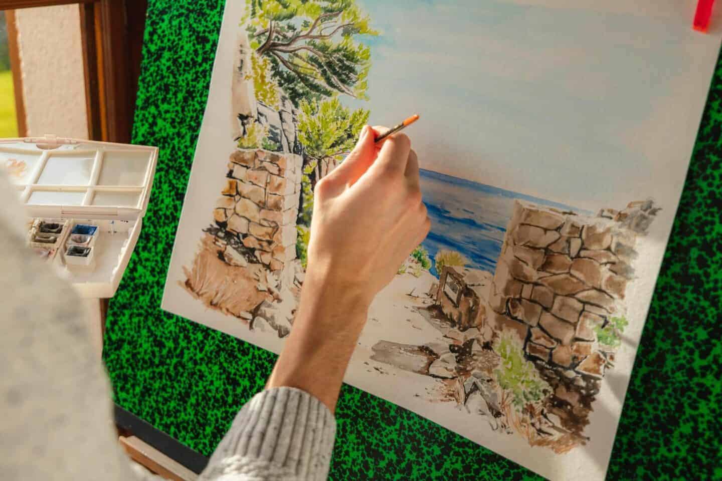 What Details Should You Notice When Comparing Adult Painting Kits Online?