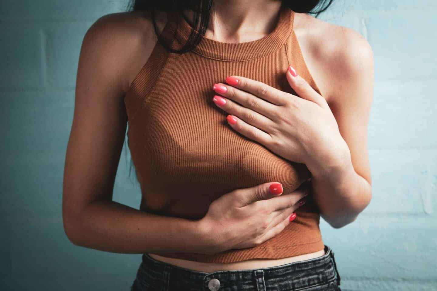 Reasons Patients Choose Explant Fat Graft Over Traditional Breast Implants