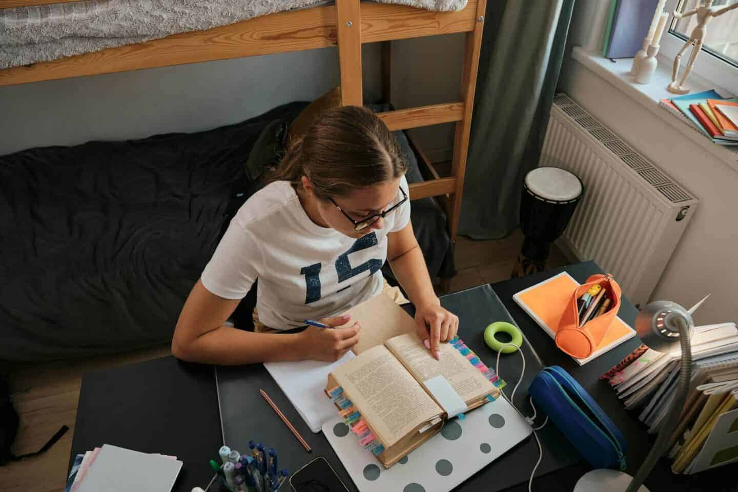 How Parents Can Help Teens Build a Smarter Study Routine