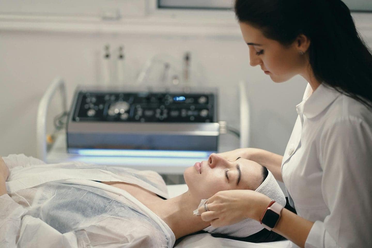 Is a Hydrodermabrasion Machine Worth the Investment for Your Beauty Business