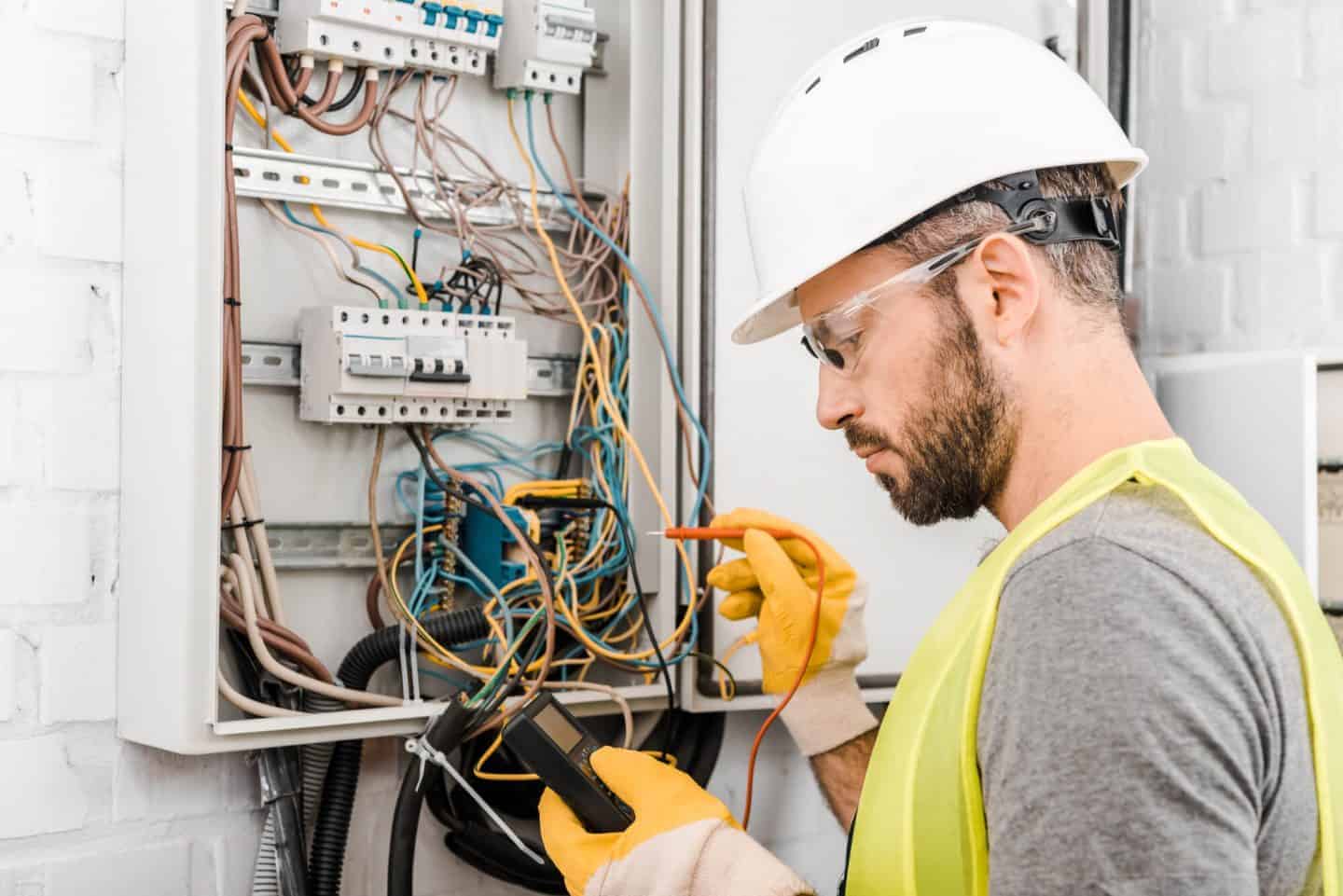 Inherent Danger: 4 Potentially Serious Injuries That Can Result from Electricity