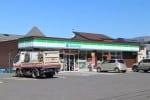 ﾌｧﾐﾘｰﾏｰﾄ久屋原町店　400m