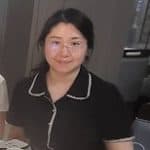 Mengqi Zhang, membre de l'Association Francophone d'Éducation Comparée.