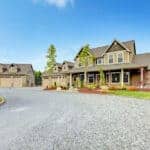 How Homeowners Can Clear Gravel Driveways Without Surface Damage